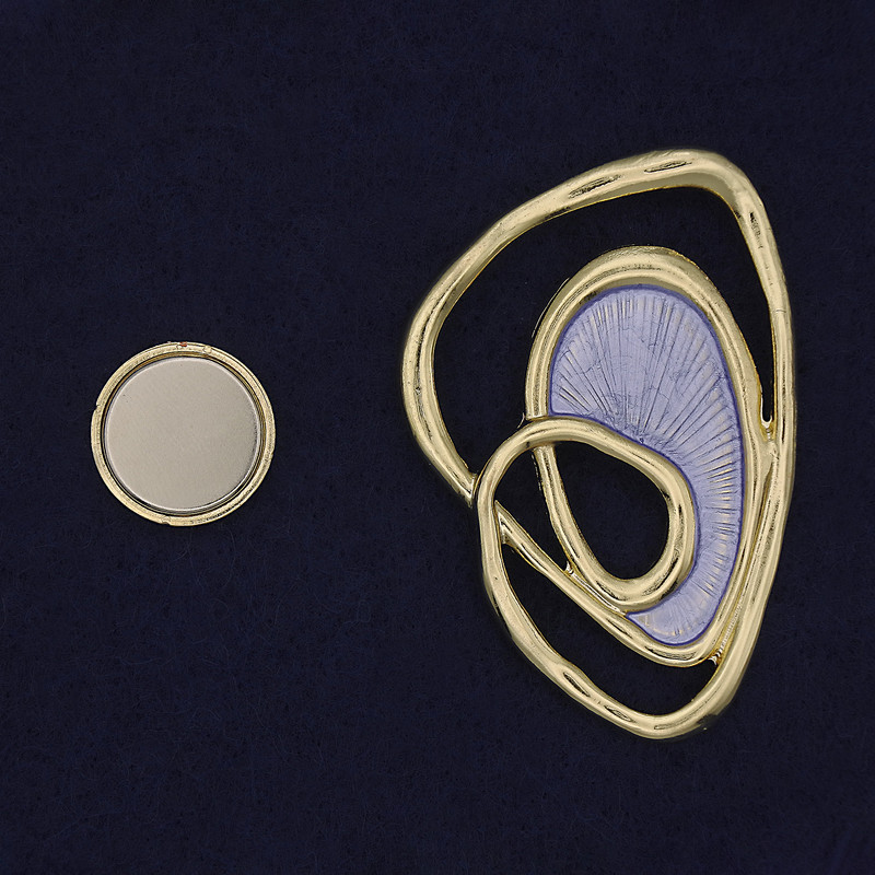 Magnetic Accent Brooch Purple Colour Gold-Tone Metal 37x54mm+