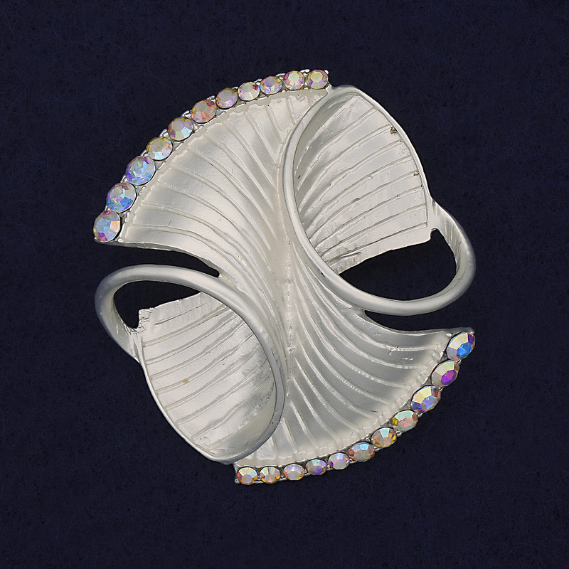 Accent Brooch Silver Pearlescent Colour Iridescent Rhinestones Silver-Tone Metal 45x40mm+