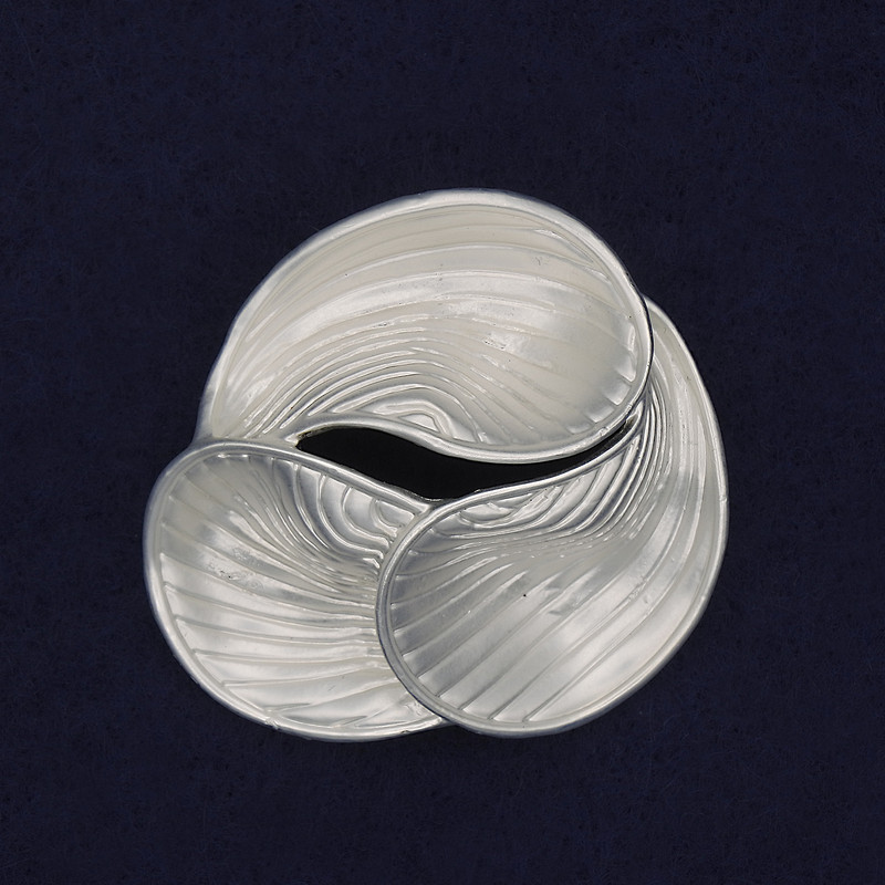 Accent Brooch White Pearlescent Silver-Tone Metal 44mm+