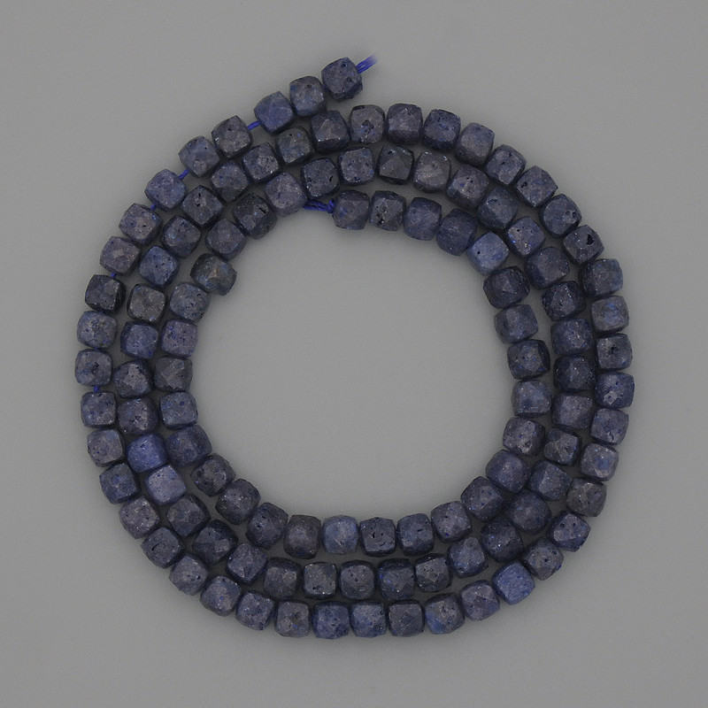 Sapphire Faceted Cube Beads on Thread, diameter 4mm+/-, length 39cm+