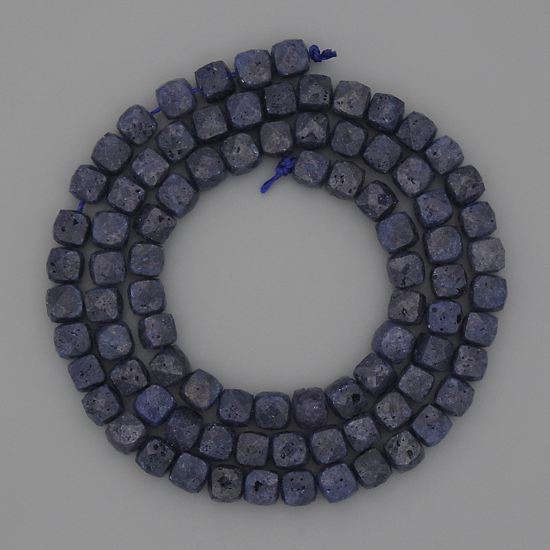 Sapphire Beads on Thread Faceted Cube, Diameter 4-5mm+/-, Length 39cm+