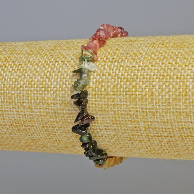 Natural Tourmaline Chip Bracelet, diameter 6x2mm+- (stretch), length 18cm+