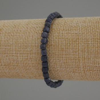 Faceted Sapphire Bracelet, cube, diameter 5mm+-, length 18cm, stretch