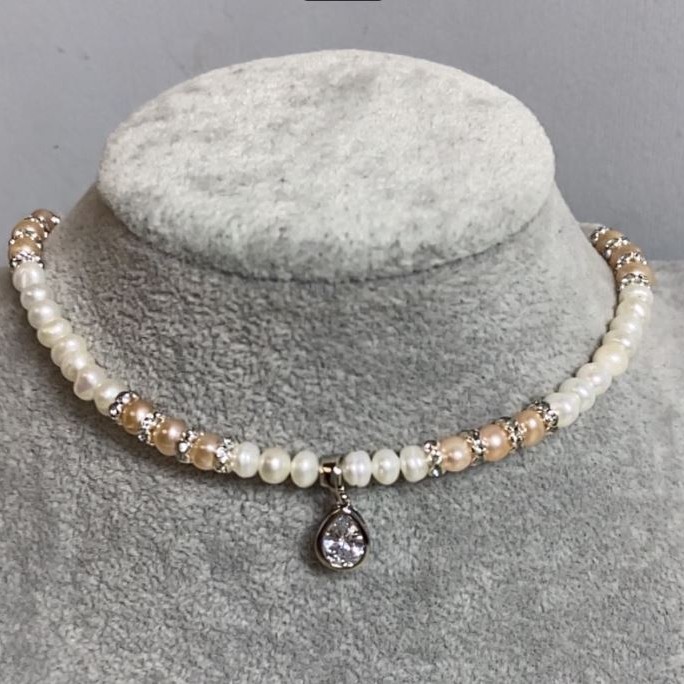 Beige and White Freshwater Pearl Choker, Oval 5-6x5-4mm+/-, with Pendant, Length 38mm+/-, Clasp with Extension Chain