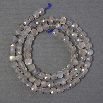 Labradorite Beads, Faceted Cube, 4x4mm+/-, on Thread, Length 39cm+