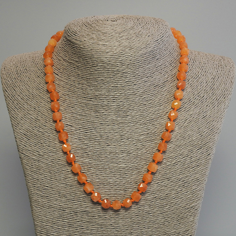 Mashan Jade Faceted Cube Necklace, diameter 7mm, length 45cm+- with clasp