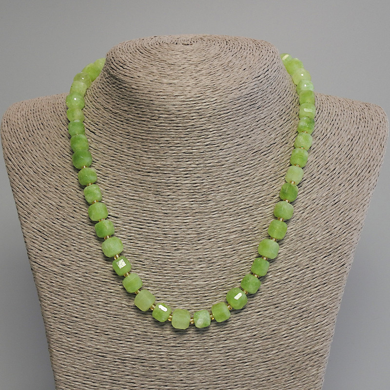 Necklace Chrysolite Olivine faceted cube, diameter 8mm+- seed beads 3mm+-, length 45cm+- with clasp