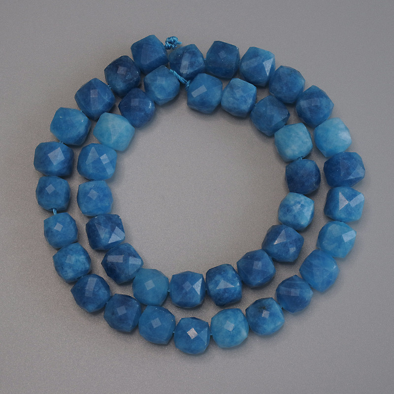 Apatite Natural Stone Beads, Faceted Cube, Diameter 9x9mm+/-, Length 37cm+/- on a Thread