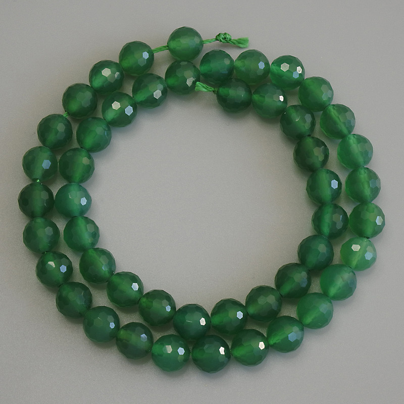 Chrysoprase Beads Faceted Ball, diameter 8mm+-, length 37cm+- on a thread