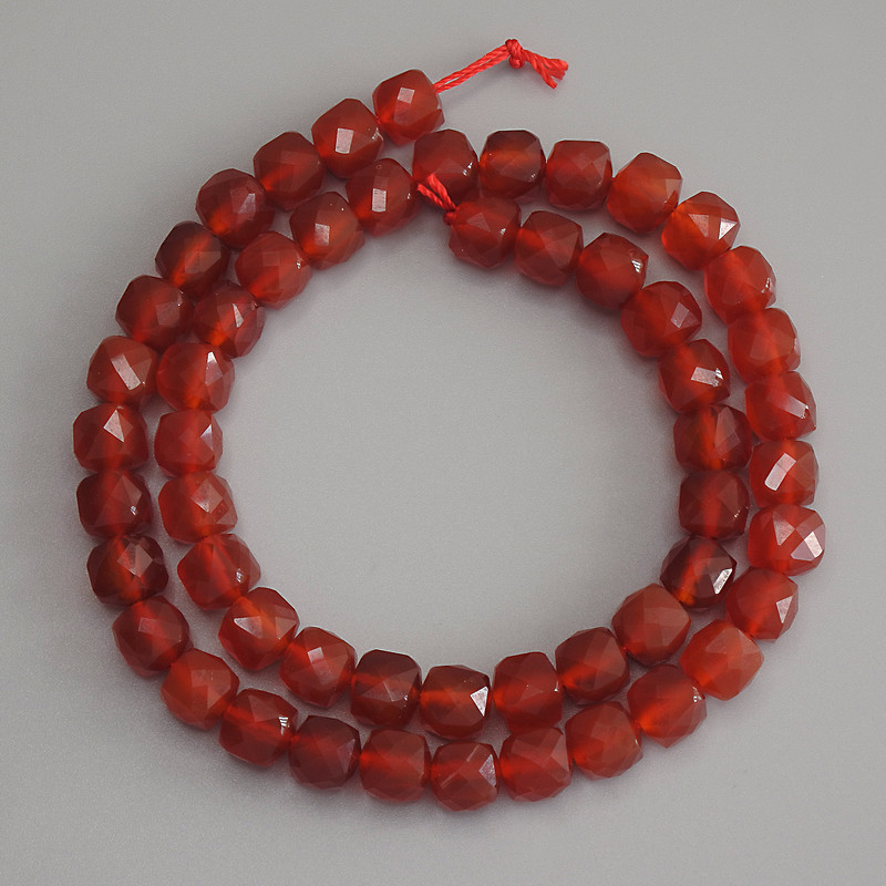 Carnelian Beads Faceted Cube 7x7mm+/-, on a strand, length 37cm+
