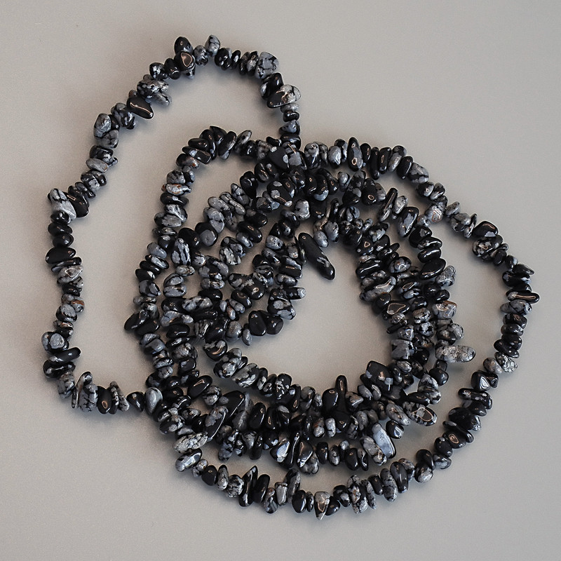 Snowflake Obsidian "Apache Tears" Chip Beads, diameter 6x3mm+/-, length 80cm+/- on fishing line