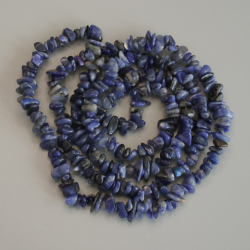 Sodalite Chip Beads, diameter 8-10x2-4mm+-, length 80cm+- on fishing line