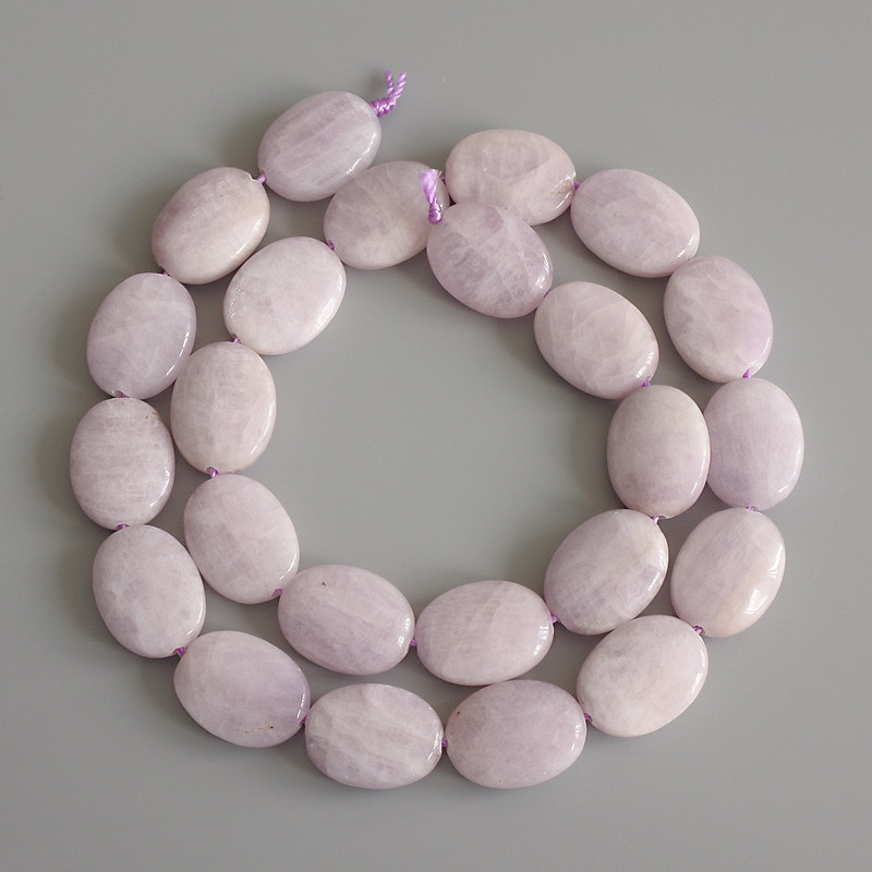 Kunzite Beads oval, diameter 16x12mm+-, length 39cm+- on a strand