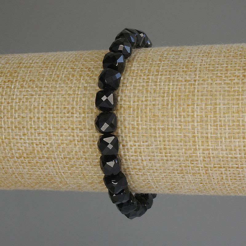 Tourmaline Bracelet, Faceted Cube, Diameter 7x7mm+/-, Length 18cm (Stretch)
