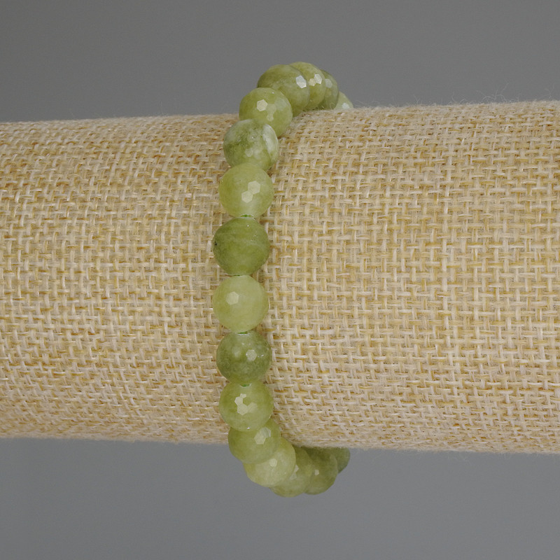 Chrysolite Olivine Bracelet, faceted round bead, diameter 8mm+/-, length 18cm (stretch)