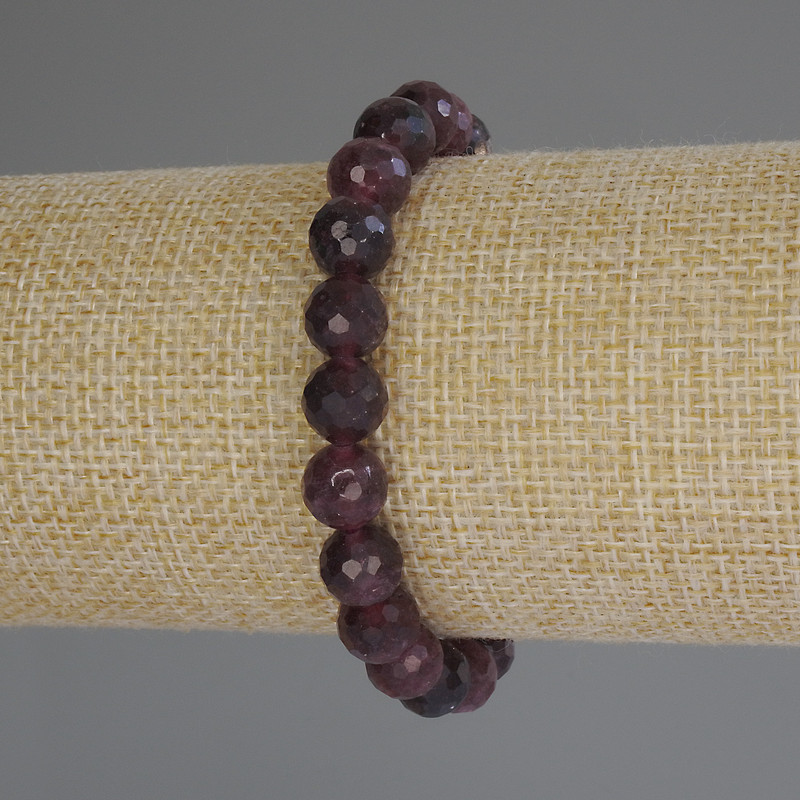 Tourmaline Bracelet, faceted round bead, diameter 8mm+/-, length 18cm (stretch)