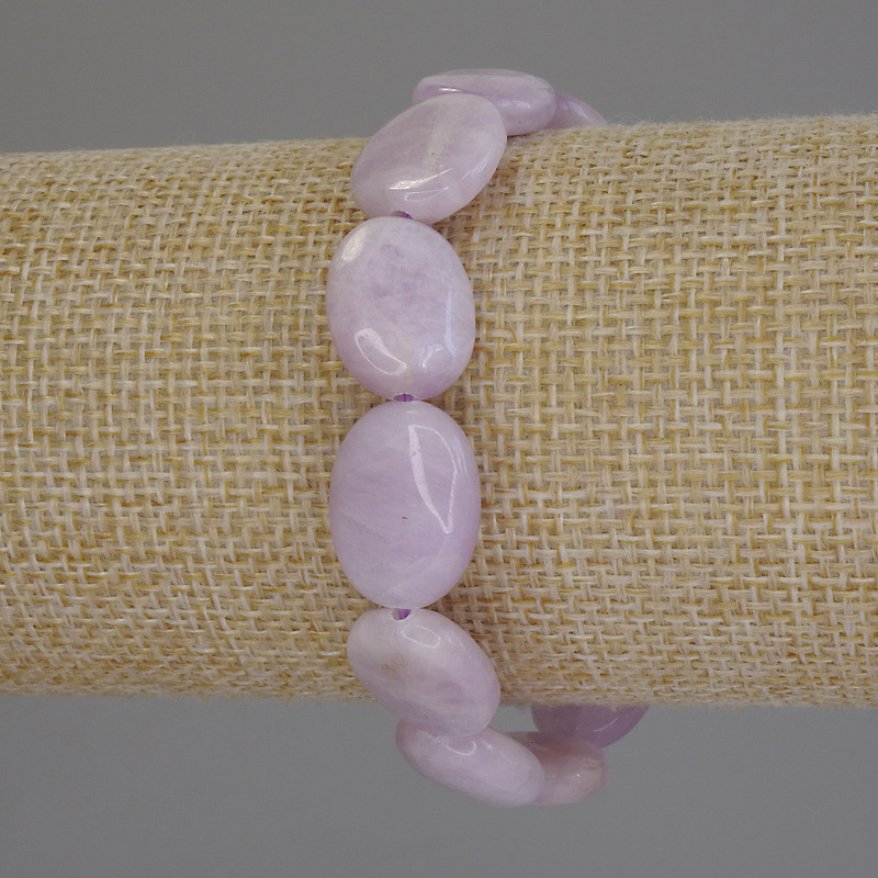 Kunzite Bracelet, Oval Beads, Diameter 16x12mm+/-, Length 18cm Stretch