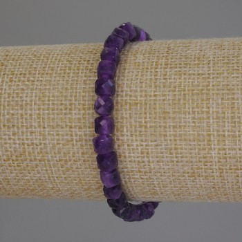 Sugilite Bracelet, faceted cube, diameter 5x5mm+-, length 18cm+- stretch