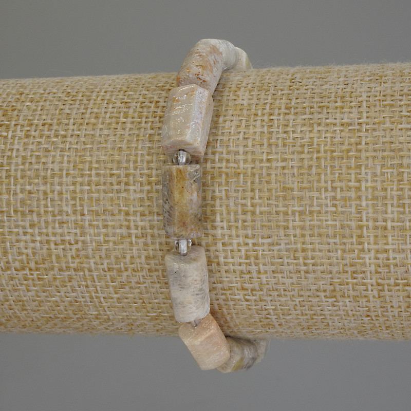 Fossil Coral Bracelet, treated chips, diameter 12x7mm+- with 3mm+- seed beads, length 18cm+- stretch