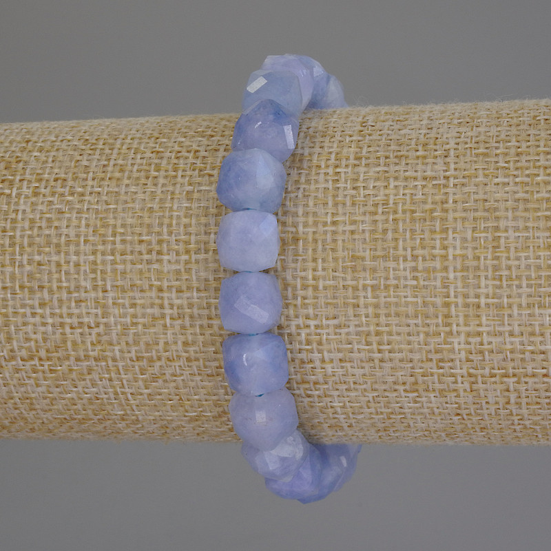 Aquamarine Faceted Cube Bracelet, diameter 9mm+/-, length 18cm+/- stretch