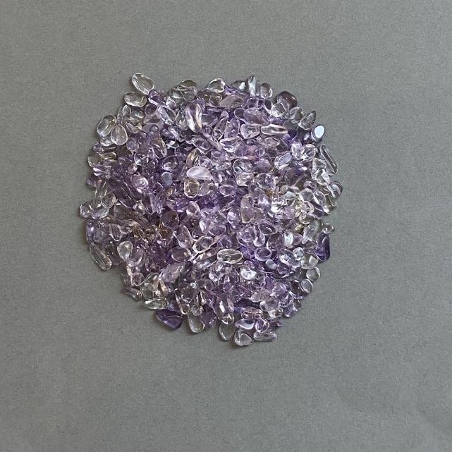 Natural Stone Amethyst Chips without Hole 3-8x3-4mm+- (per 100g+-)