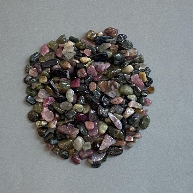 Natural Tourmaline Chips, No Hole, 4-11x3-6mm+- (per 100g+-)