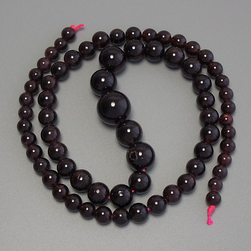 Garnet Beads, Graduated Smooth Round, Diameter 5-11.5mm+-, Length 41cm+