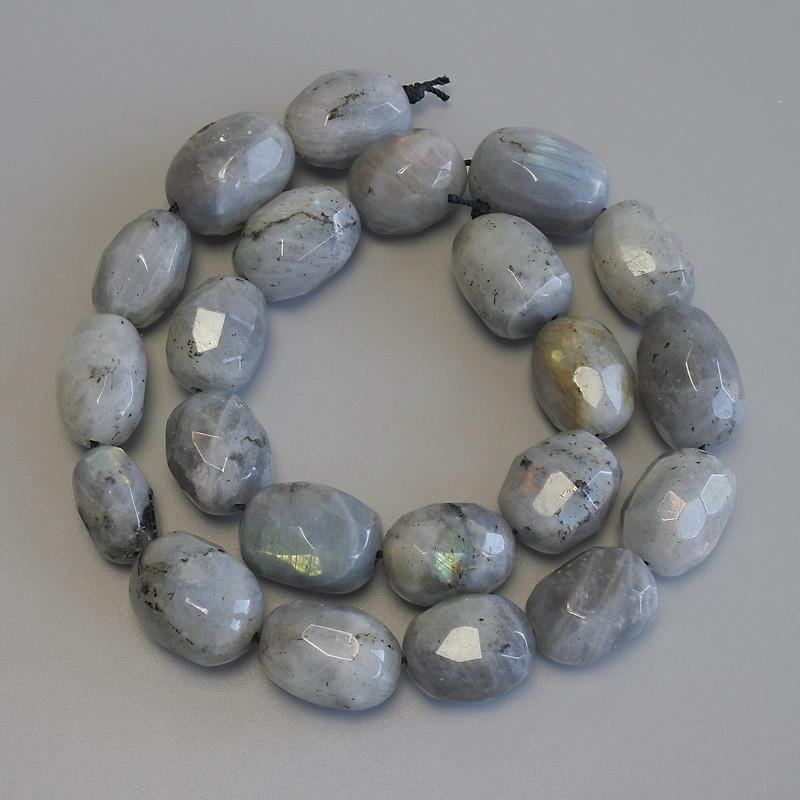 Labradorite Beads, Faceted Nugget, Diameter 16-19x12-15mm+- on a Thread, Length 40cm+