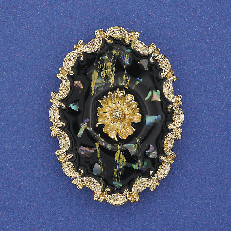 Abalone Brooch Gold-tone Metal 43x32mm+