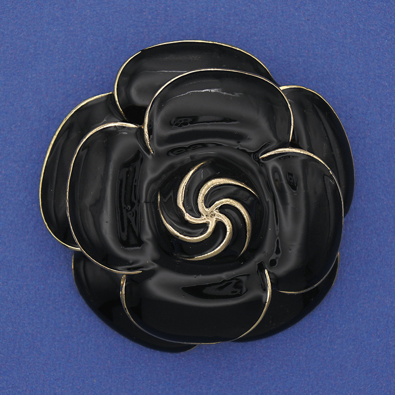 Flower Brooch Black Enamel Gold-Tone Metal 45mm+