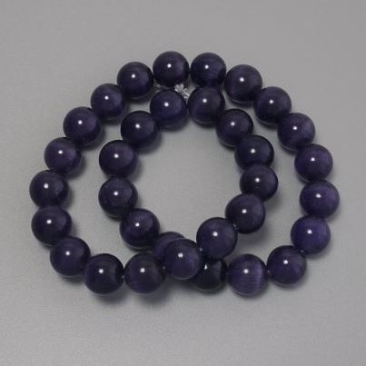 Cat's Eye Beads, violet synthetic stone, smooth round, diameter 11.5mm +/-, on fishing line, length 37cm+