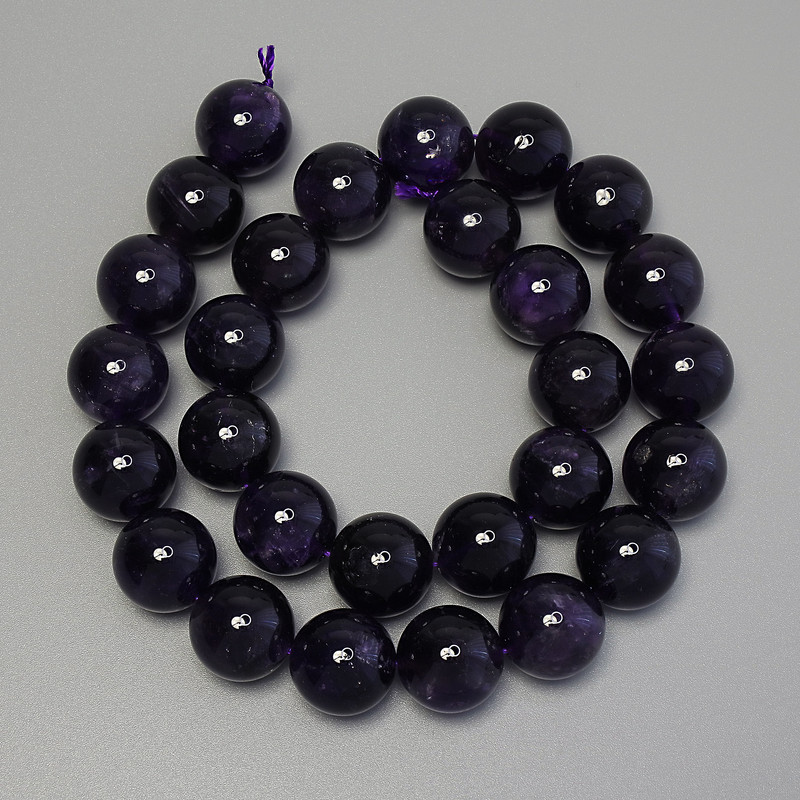 Amethyst Smooth Round Beads, diameter 14mm+- on a strand, length 40cm+