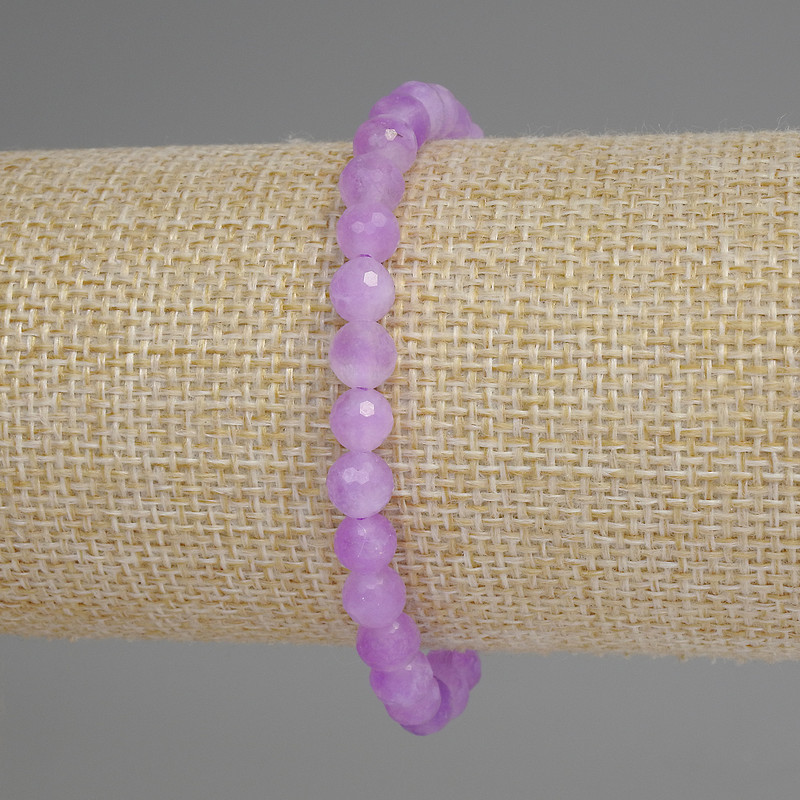 Lavender Amethyst Faceted Bead Bracelet, diameter 6mm+/-, length 18cm+/- stretch