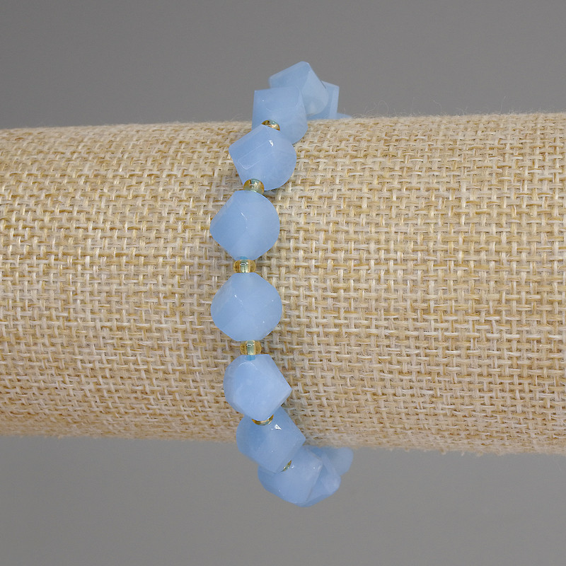 Aquamarine Faceted Rhombus Bracelet, diameter 10x9mm+/-, seed beads 3mm+/-, length 18cm+/- stretch