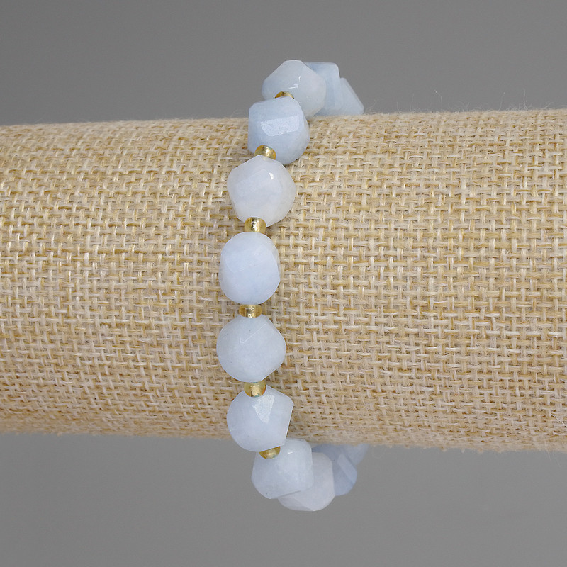 Aquamarine Faceted Rhombus Bracelet, diameter 10x9mm+/-, seed beads 3mm+/-, length 18cm+/- stretch