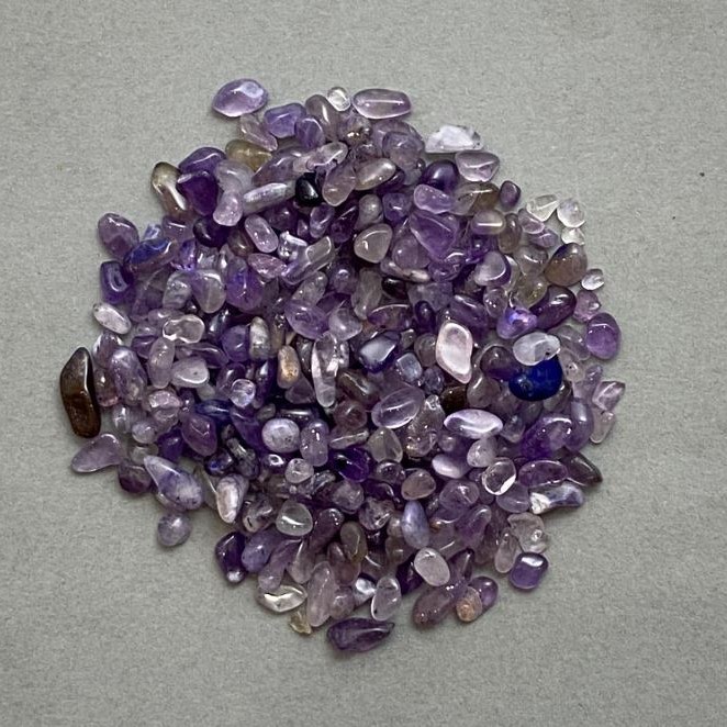 Natural Stone Amethyst Chips No Hole 2-7x2-4mm+- (per 100g+-)