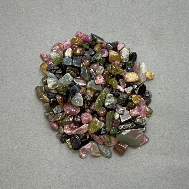Natural Stone Tourmaline Chips No Hole 3-8x3-5mm+- (per 100g+-)