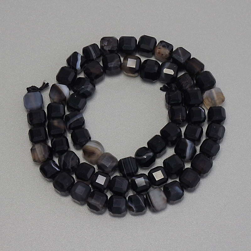 Agate Beads Faceted Cube, Diameter 5x5mm+/-, Length 38m+/- on Thread