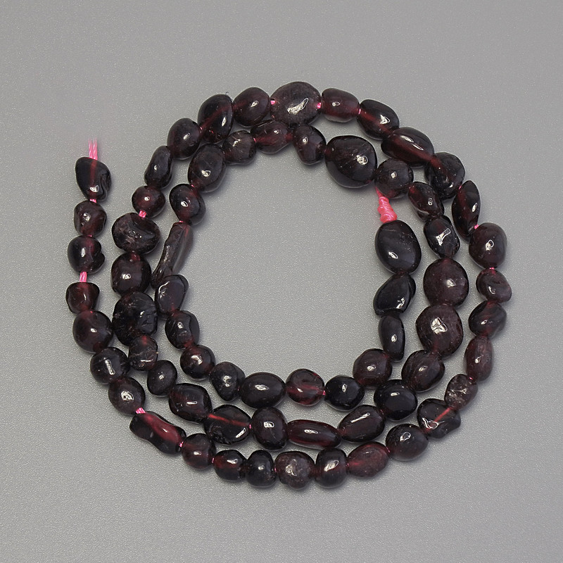Garnet Beads Tumbled, Diameter 5-9x5-6mm+/-, Length 40cm+/- on Thread