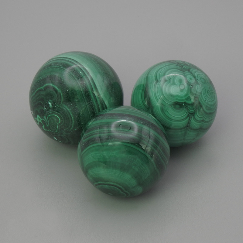 Natural Stone Souvenir Sphere Malachite, 20mm+ Diameter