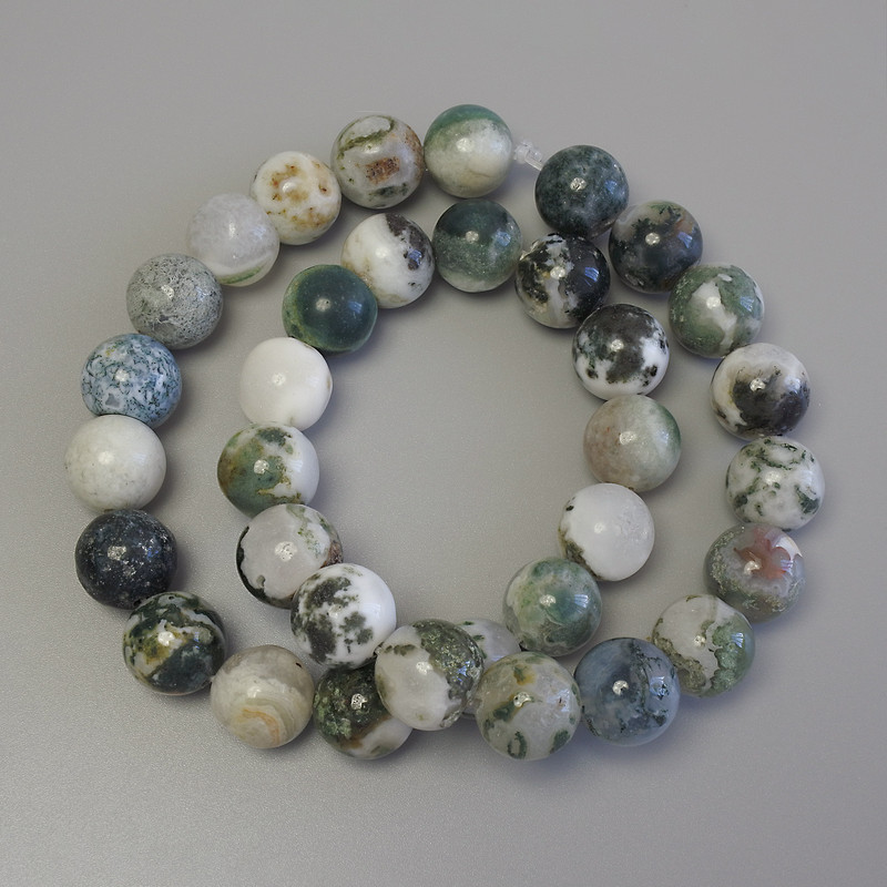 Moss Agate Beads on fishing line, smooth round bead, diameter 12mm+-, length 39cm+
