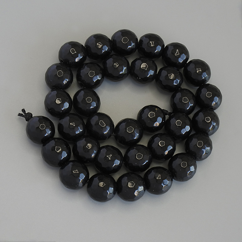 Agate Beads, faceted round, diameter 11.5mm+/-, on a thread, length 36cm+