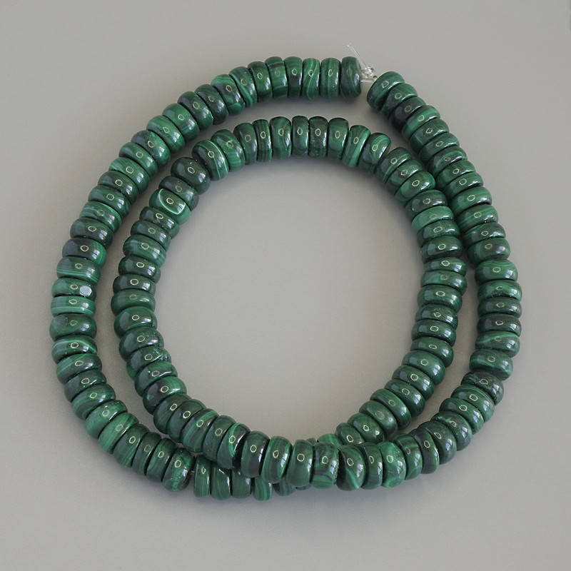 Malachite Rondelle Beads, diameter 7.5x2-4mm+/-, on fishing line, length 41cm+