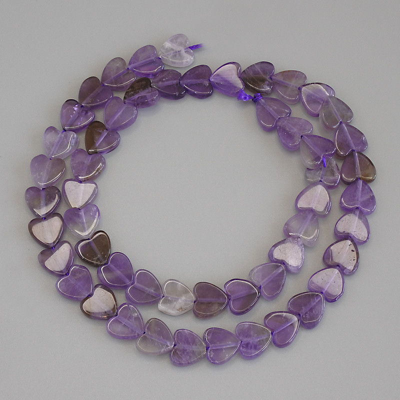 Amethyst Heart Beads, diameter 8x8x2mm+/-, on thread, length 37cm+