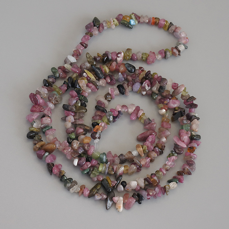 Tourmaline Chip Beads, diameter 4-8x2-4mm+/-, length 80cm+/- on fishing line