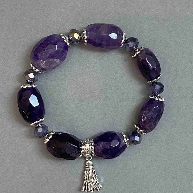 Amethyst Faceted Tumbled Nugget Bracelet, Diameter 19-20x11-15mm+/- with Metal Inserts, Length 18cm+/- Stretch