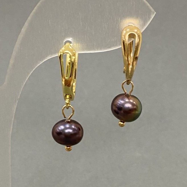 River Pearl Earrings, Black Peacock, Diameter 8mm+/-, Length 25mm+