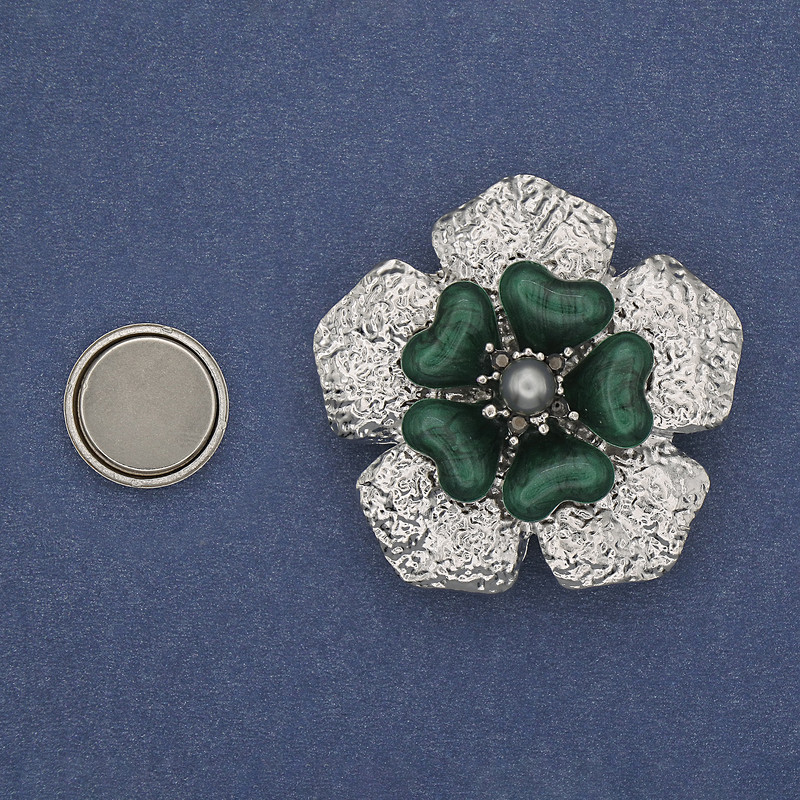 Magnetic Flower Brooch Green Enamel Pearl Silver-Tone Metal 38mm+