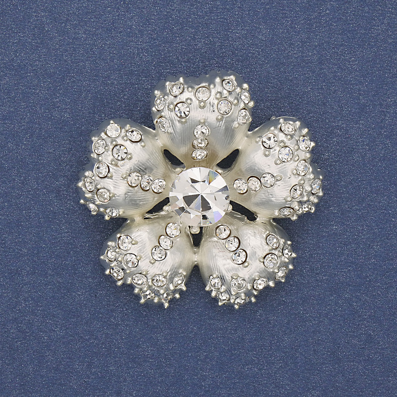 Flower Brooch White Rhinestones Pearlescent White Silver-Tone Metal 33mm+