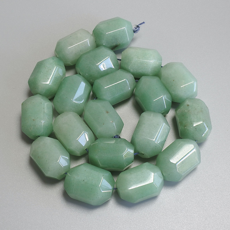 Jade Beads, Faceted, 20x14mm+/- on Thread, Length 40cm+